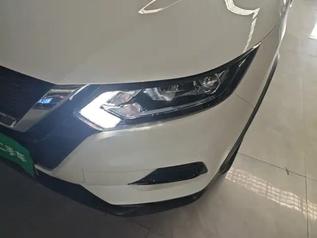 Nissan Qashqai — Фото автомобиля 23