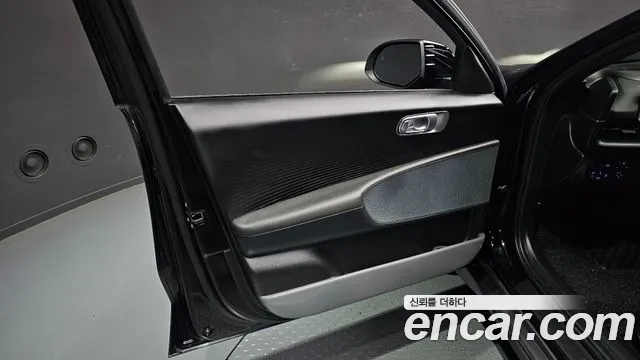 Hyundai Ioniq 6 — Фото автомобиля 13