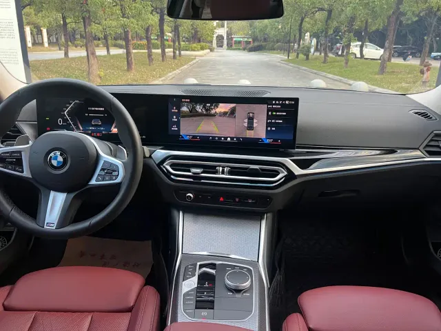 BMW 3 Series — Фото автомобиля 12