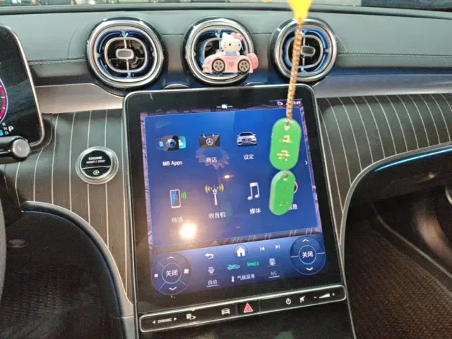 Mercedes-Benz C-Class — Фото автомобиля 12