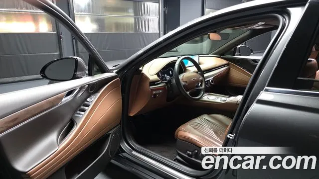 Genesis G80 Бензин 2.5 турбо AWD — Фото автомобиля 10