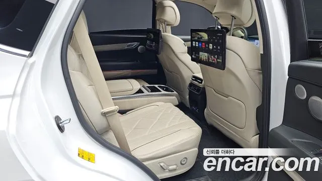 Genesis GV80 — Фото автомобиля 17