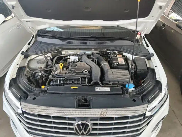 Volkswagen Lavida — Фото автомобиля 18