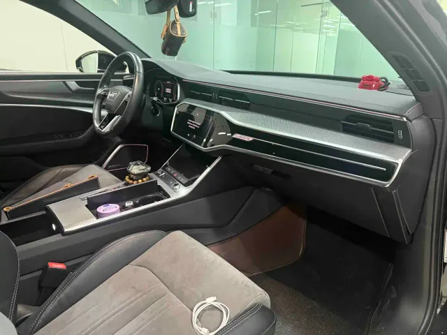 Audi A6L — Фото автомобиля 7
