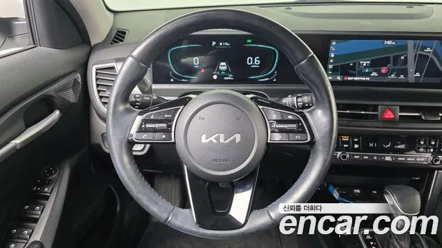 Kia Seltos — Фото автомобиля 18