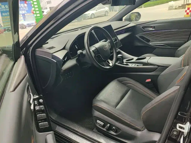Toyota Avalon 2024 Model Hybrid 2.0L Prestige Edition — Фото автомобиля 15