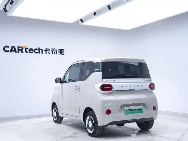 Wuling Hongguang Mini EV — Фото автомобиля 15