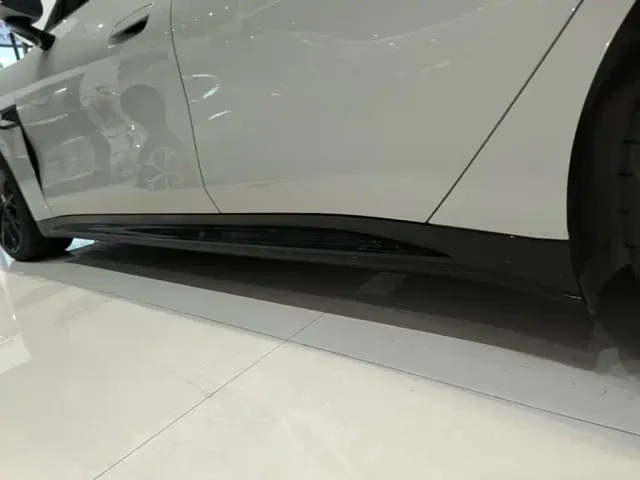 Xiaomi SU7 — Фото автомобиля 21