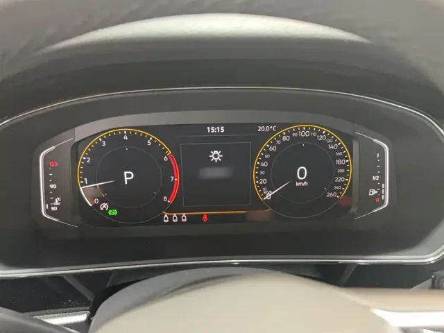 Volkswagen Passat — Фото автомобиля 3