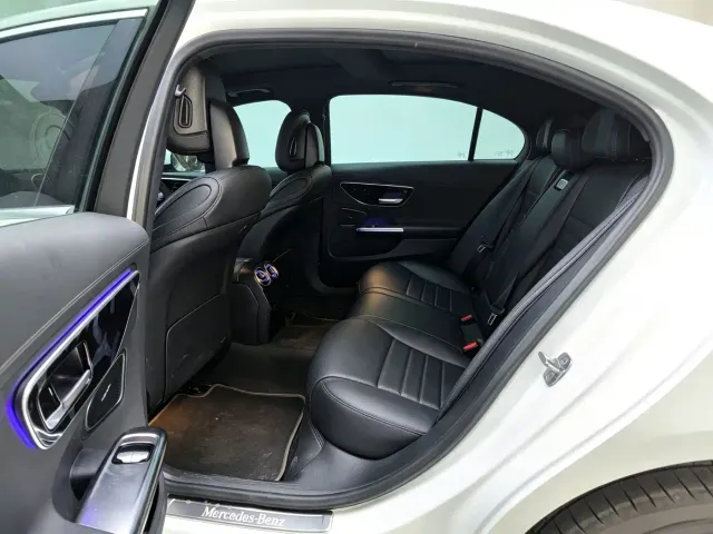 Mercedes-Benz C-Class — Фото автомобиля 9