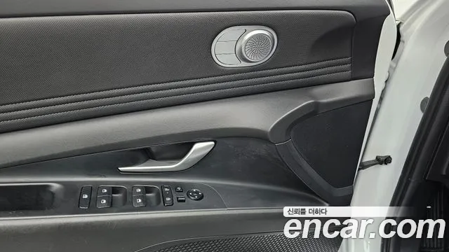 Hyundai Avante — Фото автомобиля 14