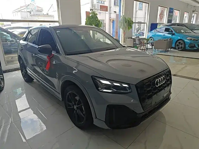 Audi Q2L — Фото автомобиля 3