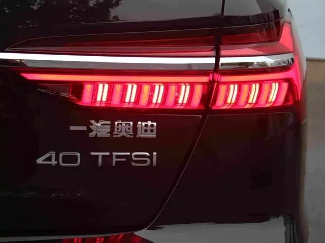 Audi A6L — Фото автомобиля 14