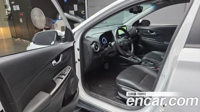 Hyundai Kona Kona (New) — Фото автомобиля 10