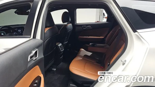 Kia Sportage Sportage 5-е поколение Бензин 1.6 турбо 2WD — Фото автомобиля 12
