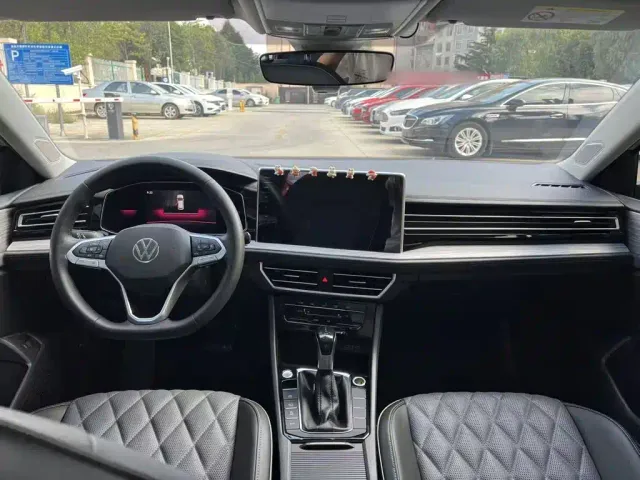 Volkswagen Sagitar — Фото автомобиля 7
