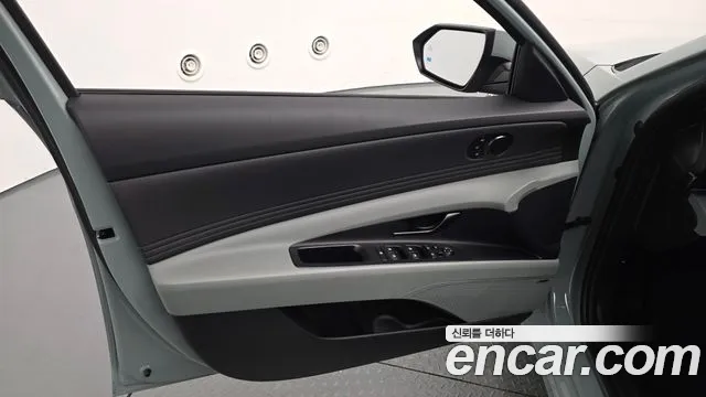 Hyundai Avante CN7 — Фото автомобиля 24