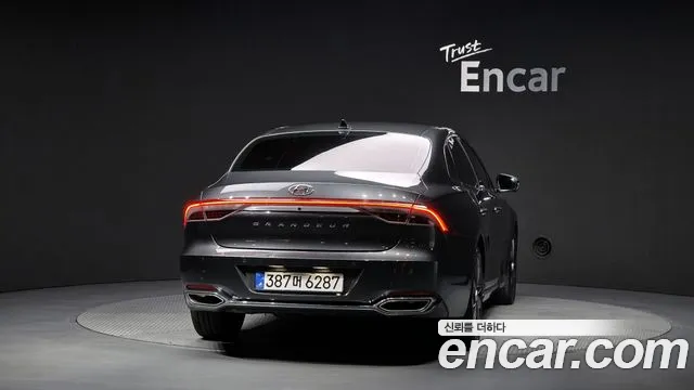 Hyundai Grandeur New — Фото автомобиля 4