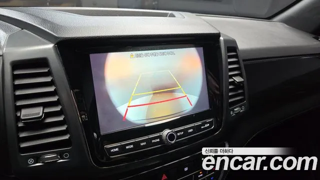 KG_Mobility_Ssangyong Rexton Новый Rexton Sport Khan Дизель 2.2 4WD — Фото автомобиля 13
