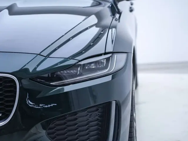 Jaguar XEL — Фото автомобиля 9