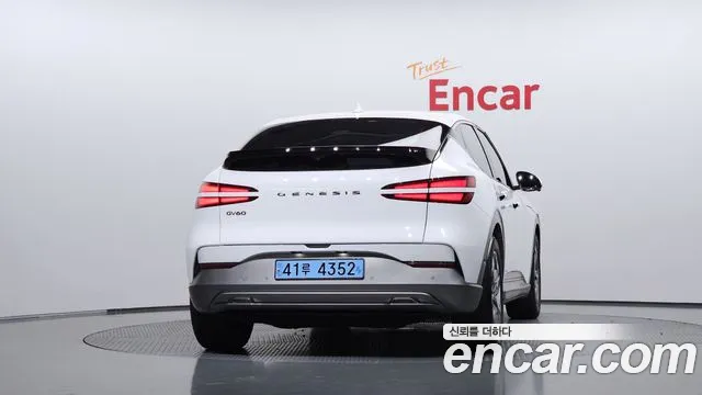 Genesis GV60 — Фото автомобиля 4