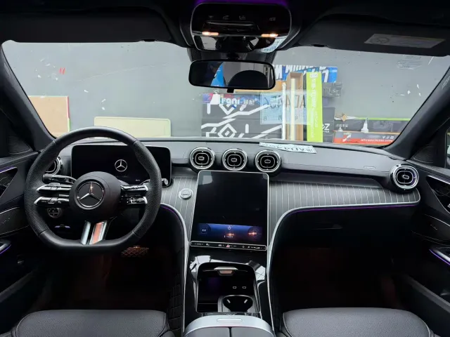Mercedes-Benz C-Class — Фото автомобиля 4