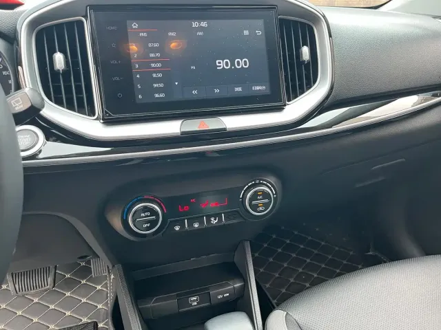 Kia KX1 — Фото автомобиля 12
