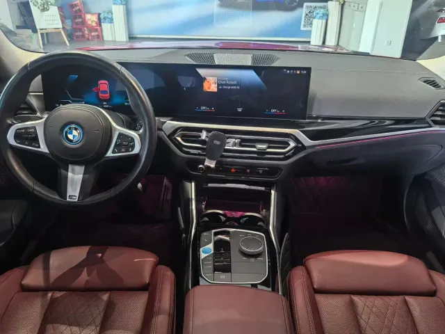 BMW i3 — Фото автомобиля 4