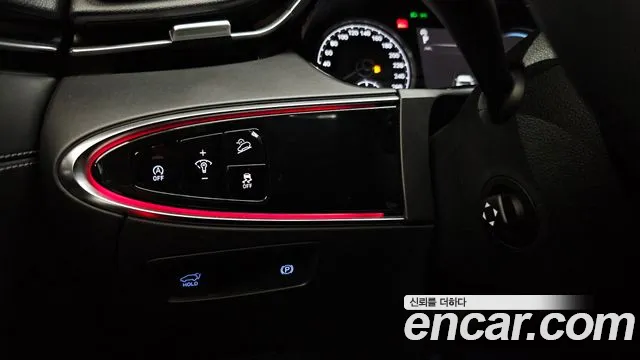 Genesis GV70 2.5T Бензин 2WD — Фото автомобиля 16