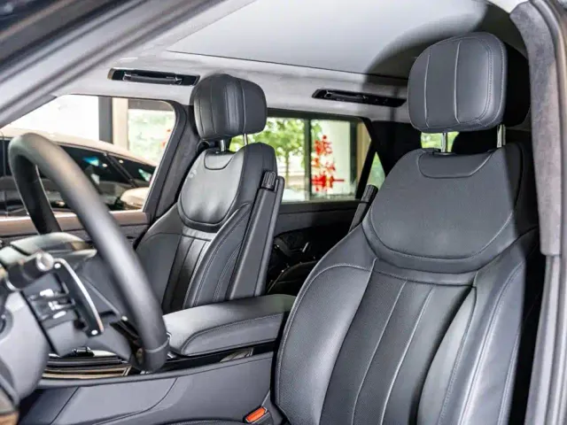 Land Rover Range Rover Sport — Фото автомобиля 8