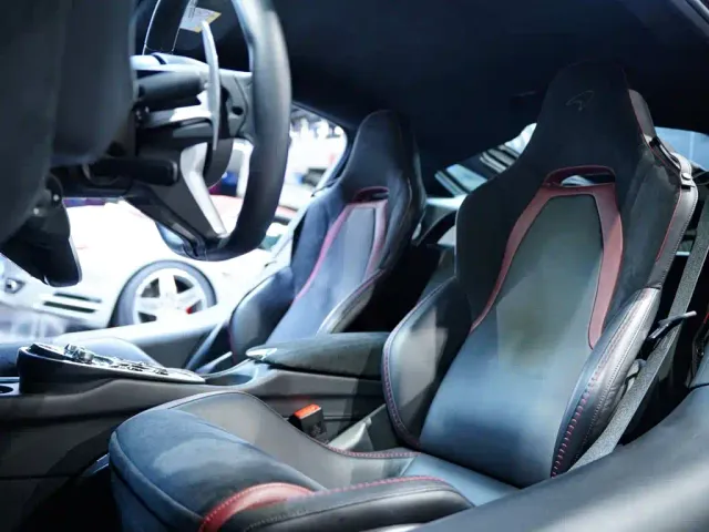 McLaren GT — Фото автомобиля 10