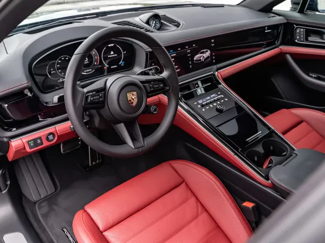 Porsche Panamera — Фото автомобиля 15