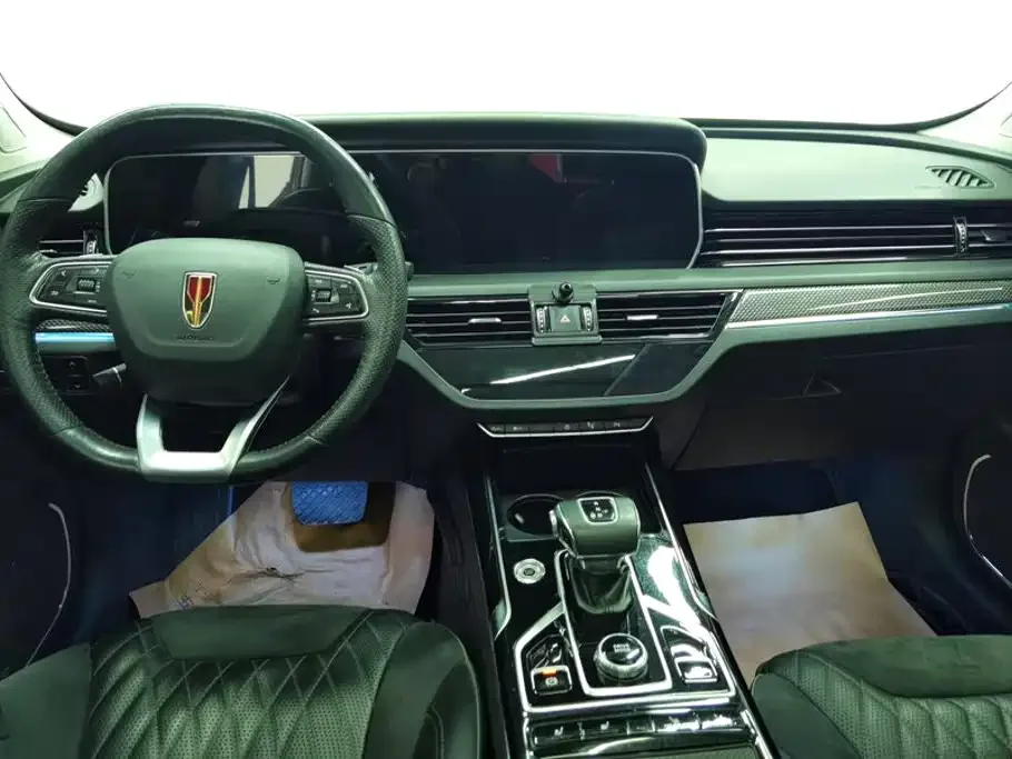 Hongqi Hongqi HS5 2022 Facelift 2.0T Smart Flag Enjoyment Edition — Фото автомобиля 12