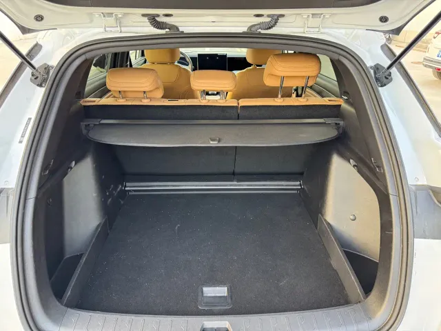 BYD Song L DM-i — Фото автомобиля 18