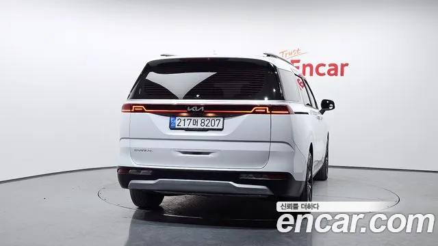 Kia Canival Carnival 4 поколение 9 мест Prestige — Фото автомобиля 4