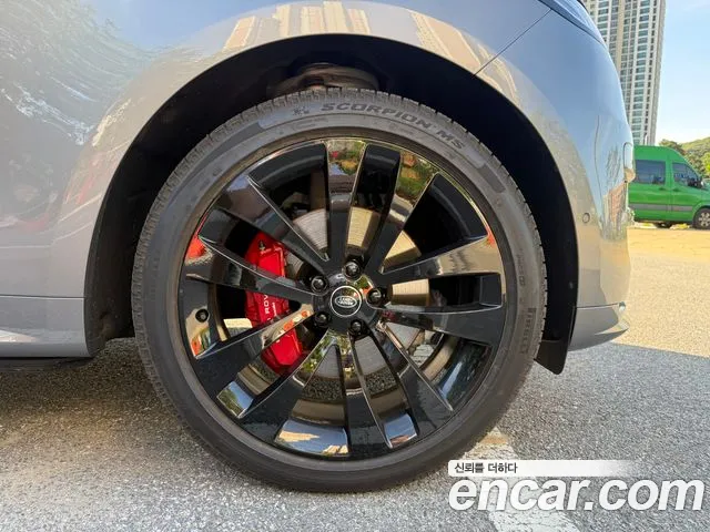 Land Rover Range Rover Sport — Фото автомобиля 6