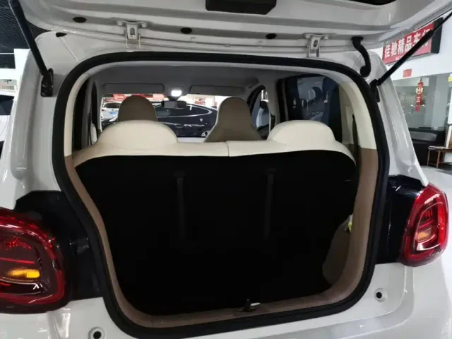 Wuling Hongguang Mini EV — Фото автомобиля 18