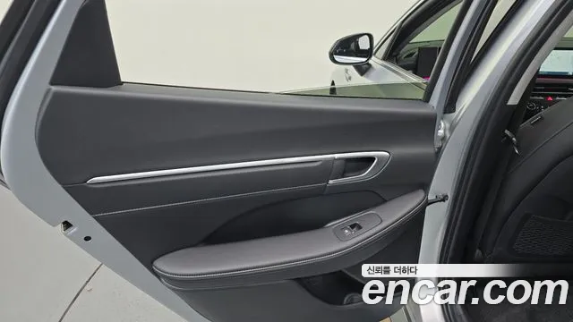 Hyundai Sonata — Фото автомобиля 14