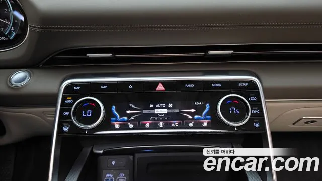 Genesis GV80 — Фото автомобиля 24