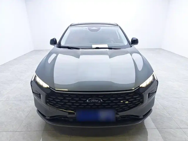 Ford Mondeo — Фото автомобиля 2