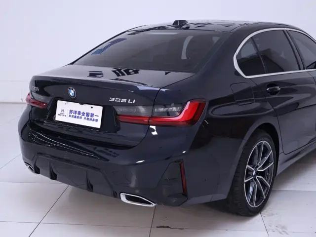 BMW 3 Series — Фото автомобиля 8