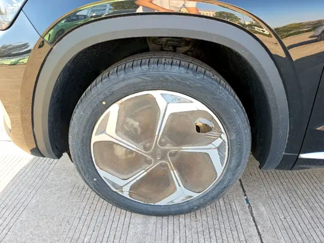 Geely Xingyue L — Фото автомобиля 22