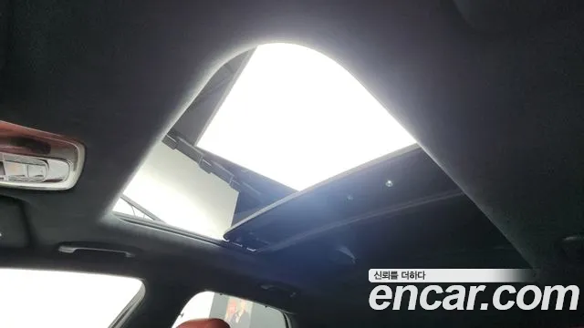 Genesis GV70 2.5T Бензин AWD — Фото автомобиля 18