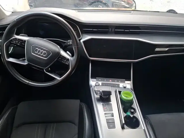 Audi A7L — Фото автомобиля 12