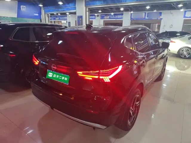 Nissan Qashqai — Фото автомобиля 6