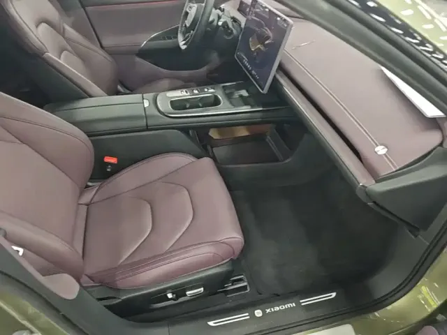 Xiaomi SU7 — Фото автомобиля 19