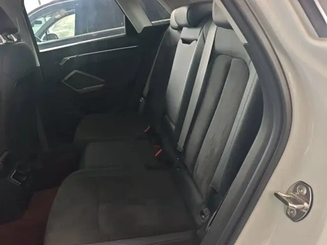 Audi Q3 — Фото автомобиля 21