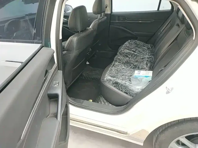 Ford Mondeo — Фото автомобиля 16