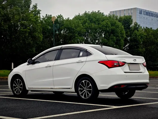 Chery Arrizo 5 — Фото автомобиля 6