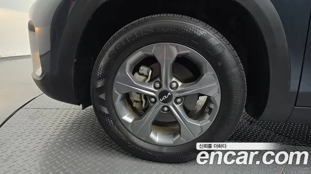 Kia Seltos Новый Seltos Бензин 2.0 2WD — Фото автомобиля 5